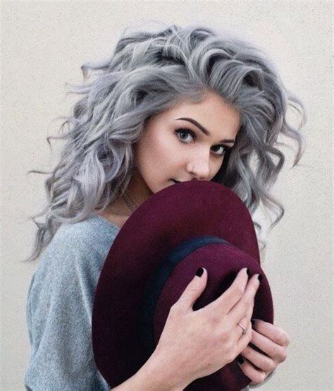Coloration cheveux pour peau blanche : Coloration grise : j'ai essayé le cheveux gris, très ...