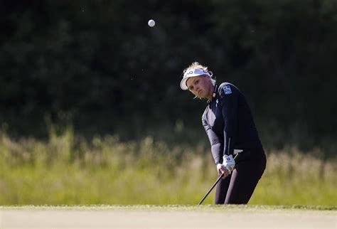 How rich is brooke henderson? Brooke Henderson makes a move with a 67 at Manulife LPGA ...