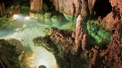 The Most Jaw Dropping Us Caves You Can Actually Explore