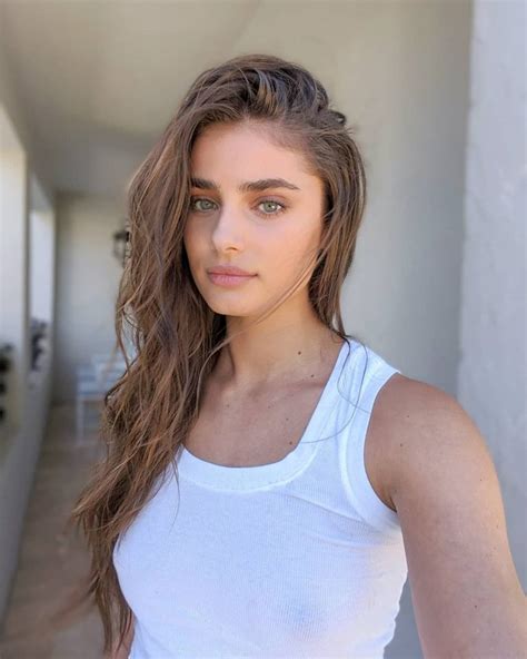 Taylor Marie Hill Braless TheFappening