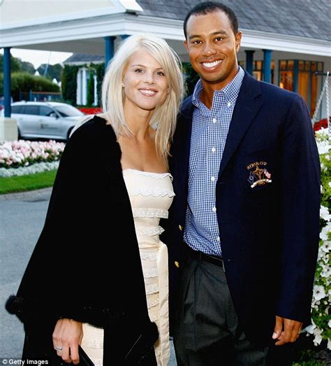 Tiger Woods Ex Wife Elin Nordegren Bulldozes Her M Florida Mansion
