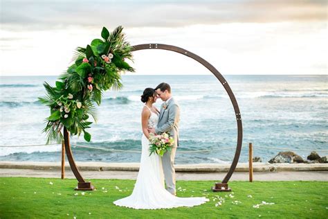 Boho Chic Tropical Wedding Arch Ideas Hi Miss Puff