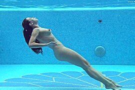 Sazan Cheharda On And Underwater Naked Swimming Dporn Com
