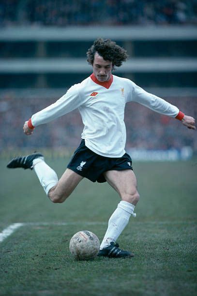 Terence mcdermott (born 8 december 1951) is an english former football midfielder who was a member of the liverpool team of the 1970s and early 1980s, . Terry McDermott Liverpool 1979 🏴󠁧󠁢󠁥󠁮󠁧󠁿 | Liverpool ...