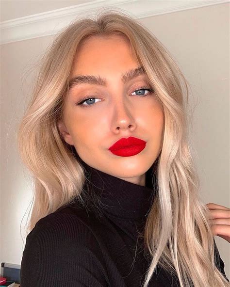 СОДА ОН МАЙ ЛИПС on instagram “ elizabethkayeturner” blonde hair red lips red lips makeup