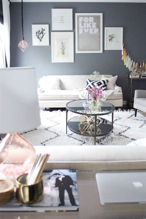 Living Room Decor Using Gray And Pink Zoe With Love