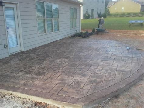 A beautifully mahogany stained random stone stamped concrete pattern to liven up any patio. Grand Ashlar pattern for slate-look stamped concrete ...