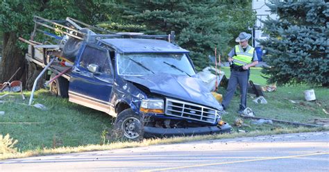 2 injured in Lancaster Road crash