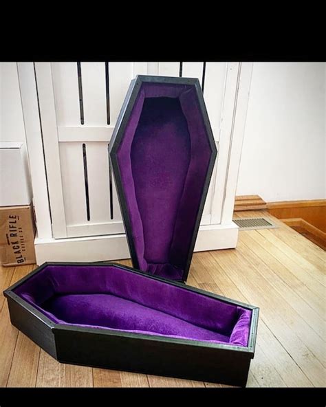 Coffin Pet Bed Gothic Coffin Padded Velvet Lined Pet Bed Etsy