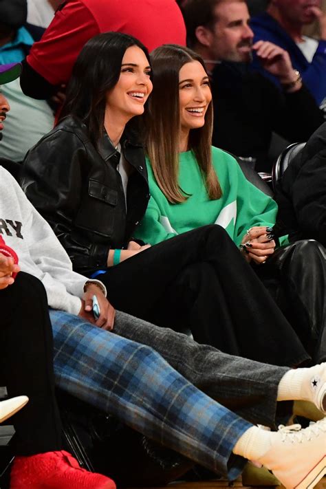 Kendall Jenner Hailey Bieber And Justin Bieber Attend The Lakers Vs