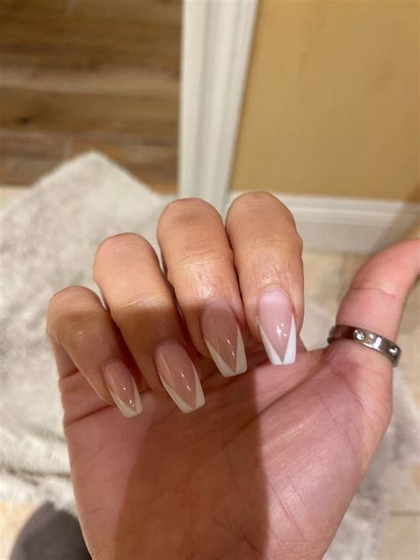 White French Tip V French Acrylic Nails French Tip Gel Nails French