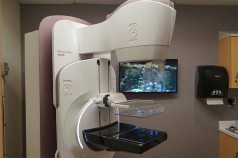 St Josephs Breast Imaging Machine Gives Women Control Of Their Own
