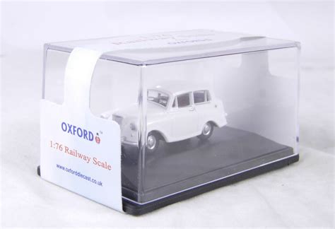 Oxford Diecast 76tm001 Triumph Mayflower In White