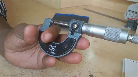How To Use Micrometer Youtube