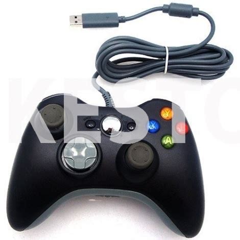 Un connettore di potenza originale è collegato in modo permanente all'estremità del cavo di alimentazione cc. JOYSTICK JOYPAD CONTROLLER nero PER XBOX 360 X360 CON CAVO ...