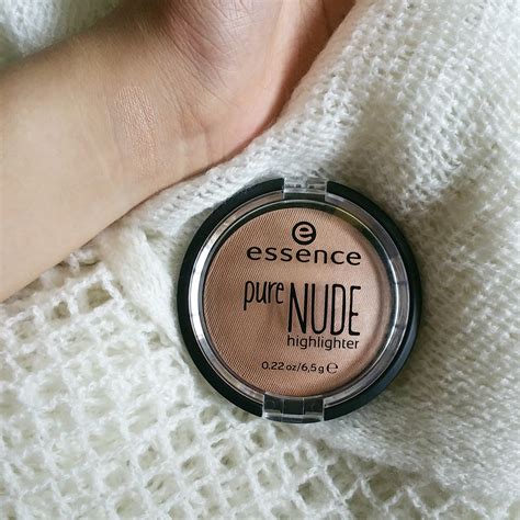 Essence Pure Nude Highlighter Beauty And The Wits