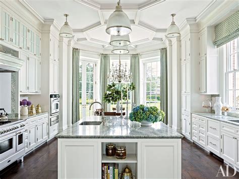 15 Stunning Traditional Kitchens Classic White Kitchen Elegant