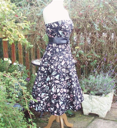Strapless prom dress with tulle ball gown skirt. Strapless Floral Prom Dress Laura Ashley UK 12 US 8 10. | Etsy