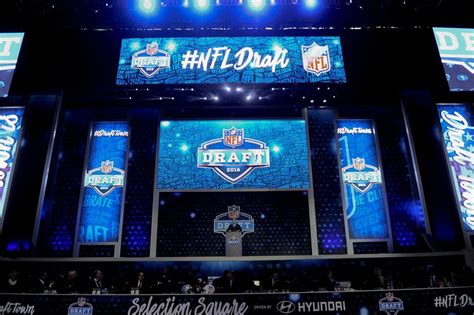 Nfl Draft 2016 First Round Pick By Pick Recap And Info On Each Player