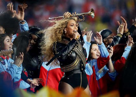 Beyoncés Super Bowl Halftime Performance Of Formation Combined