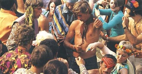 A History Of Hippies The 1960s Counterculture Movement That Stormed