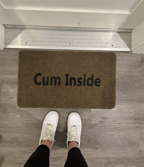 Tw Pornstars Lydia Love Twitter Could Not Think Of A Better Doormat For Onlyleilalewis 7