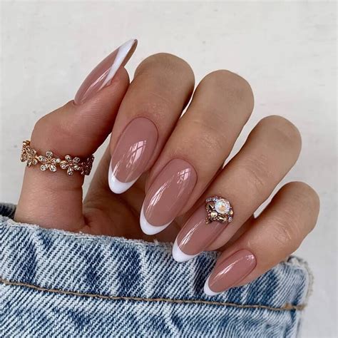 Diseño Simple Y Clasico Frenchnails Uñasfrancesas Uñasfrench