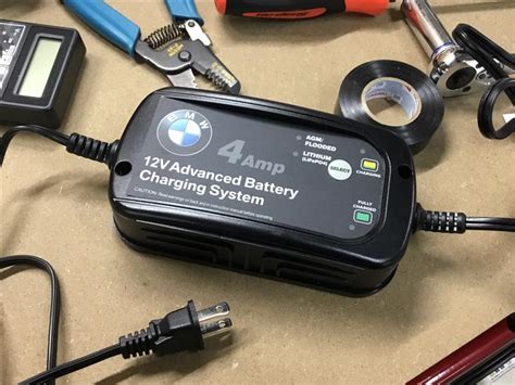 .battery to reset computer when central locking failed after a blown fuse and as a result bluetooth is now not connecting, it is a 2005 320i and the little telephone. BMW(純正) 12V Advanced Battery Charging System 日本未発売 のパーツレビュー | X5(うずまきれもん) | みんカラ