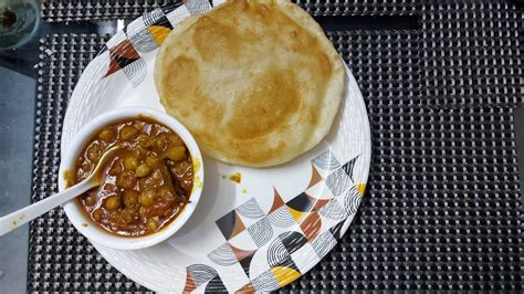 It is a combination of chana masala (spicy white chickpeas) and bhatura/puri, a fried bread made from maida. Chole Bhature Special: Chole Ki Sabzi | Chana Masala ...