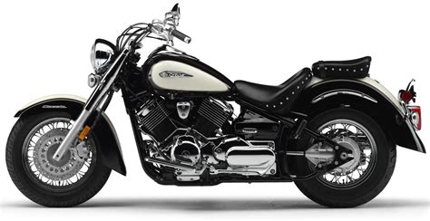 The new bike doesn't have the handsome lines of its predecessor, at least. YAMAHA V-Star 1100 Classic - 2010, 2011 - autoevolution