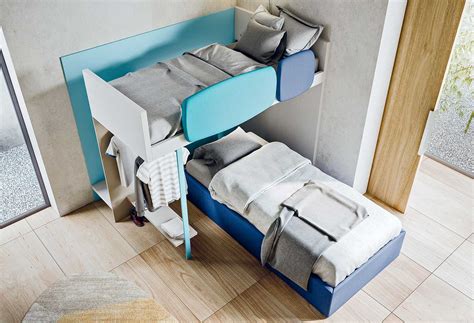 Letto con sottoletto estraibile perla versatilità è la sua caratteristica principale. Letto a castello con scaletta frontale Sky - CLEVER.IT