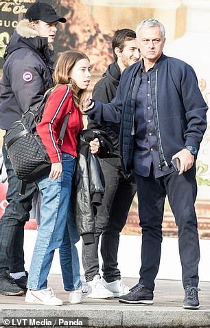 Find the perfect jose mourinho wife stock photos and editorial news pictures from getty images. Mourinho toasts son's birthday at posh restaurant as axed ...