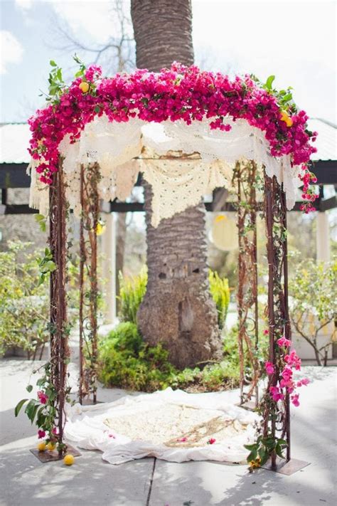 Memorable Wedding Wedding Arches With Flowers To Delight