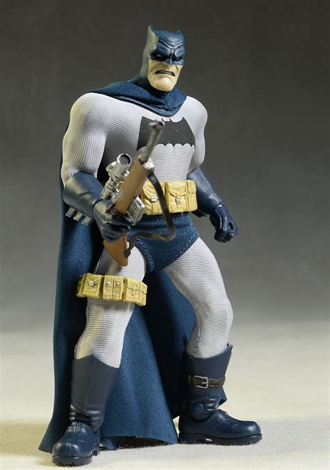 Review And Photos Of Dark Knight Returns Batman Action Figure From Mezco
