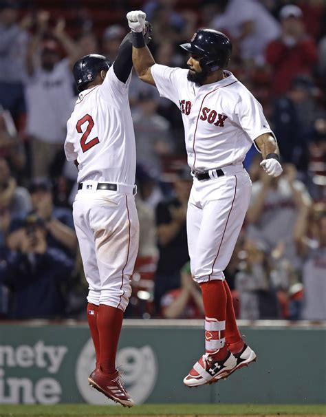 Young Vazquez Homer For Red Sox In 9 2 Win Over Twins Ap News
