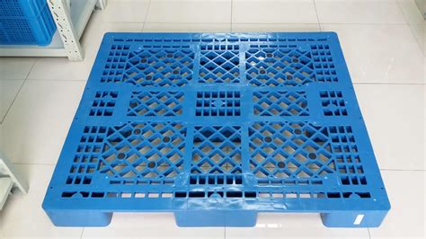 Storage Pallets 1412 Heavy Duty Mesh Nine Feet Plastic Containers