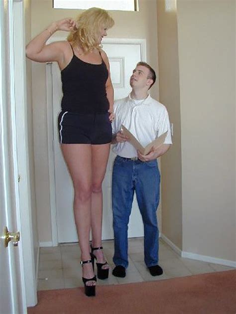 10 Tallest Women Of All Times Page 3 Of 10 Yorkfeed