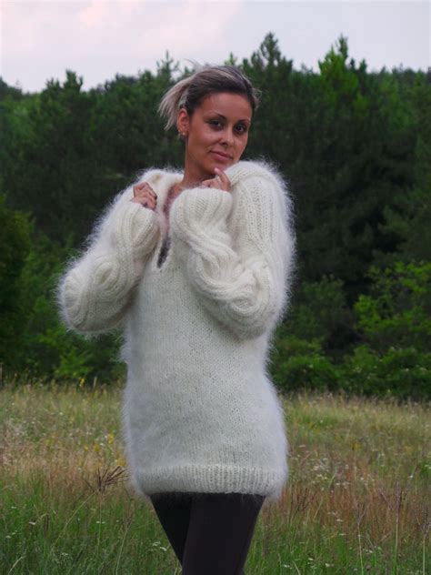 Pin By Wooly Mummy On Sweaters Beautiful Womens Sweaters Pullovers