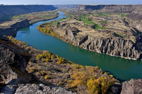 The Snake River Separates Idaho And Which State Guess The Location