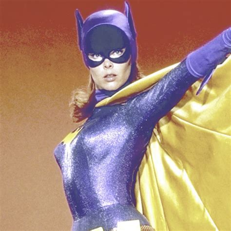Yvonne Craig Actress Who Played Batgirl Dead At 78 E Online