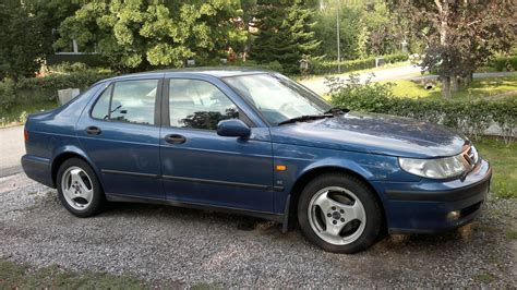 The saab and memory/power front seats. 1999 Saab 9-5 wagon - pictures, information and specs ...