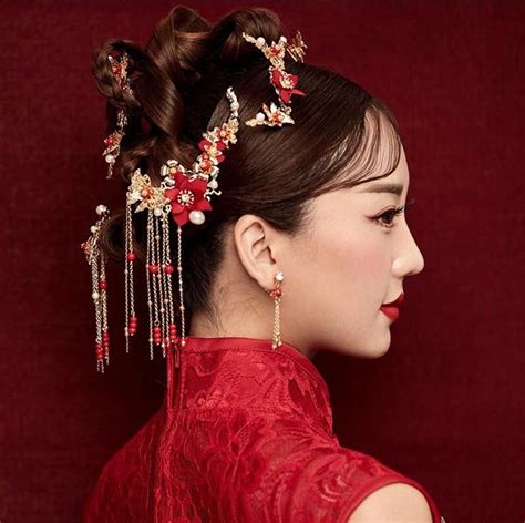 Traditional Chinese Golden Flower With Red Pearl Hair Pins Set Hair