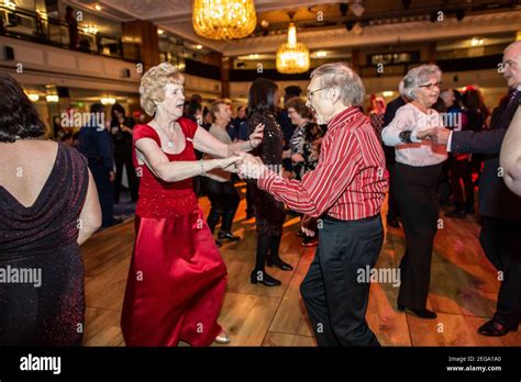 Tea Dance Hi Res Stock Photography And Images Alamy