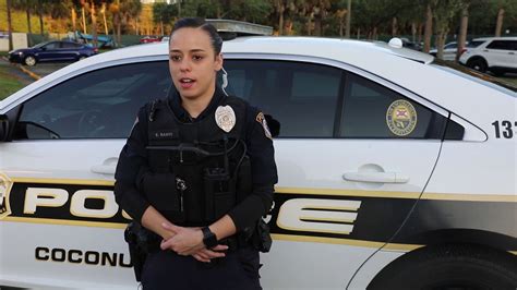 Officer Ramos Introduces Herself To Coconut Creek Youtube