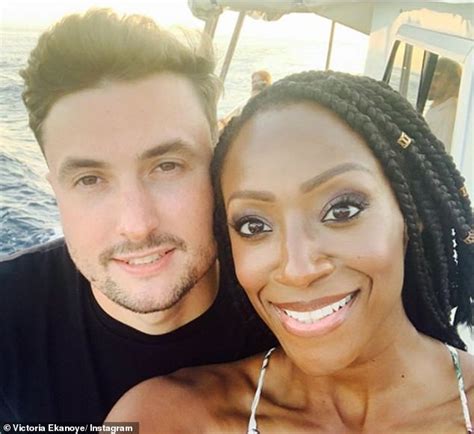 Victoria Ekanoye Is Pregnant Former Corrie Star Reveals Shes