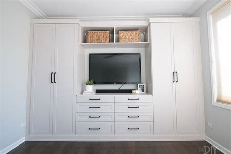 I mean can you even?! Master Bedroom Built-Ins with Storage | Bedroom built ins ...
