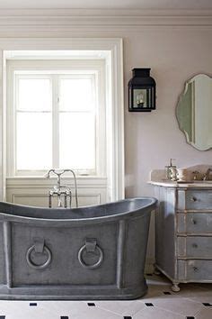 Drinking trough compatible with all bottle. Horse trough bath tub | Eco Homes | Pinterest | The o'jays ...