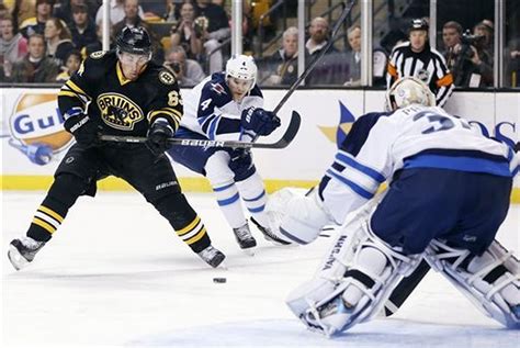 Boston Bruins Win Shootout Over Winnipeg Jets 2 1