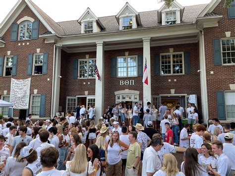 Beta Theta Pi