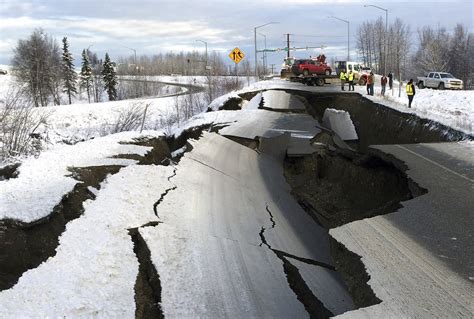 Earthquakes today brings you the world's recent and latest earthquakes. Thousands Lose Power After Alaska Earthquake Damaged ...